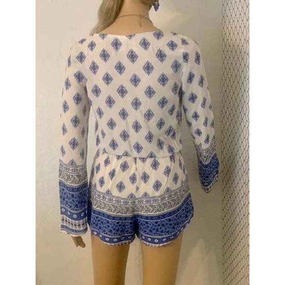 mimi chica Blue and white paisley romper Women size XS - Picture 6 of 8